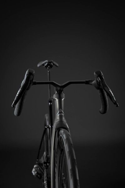Merida REACTO 10K (2027) aero шосейний велосипед SRAM Red AXS 2x12, колір black/mineral gold, розмір M (174-185 см) A62711A00019 фото