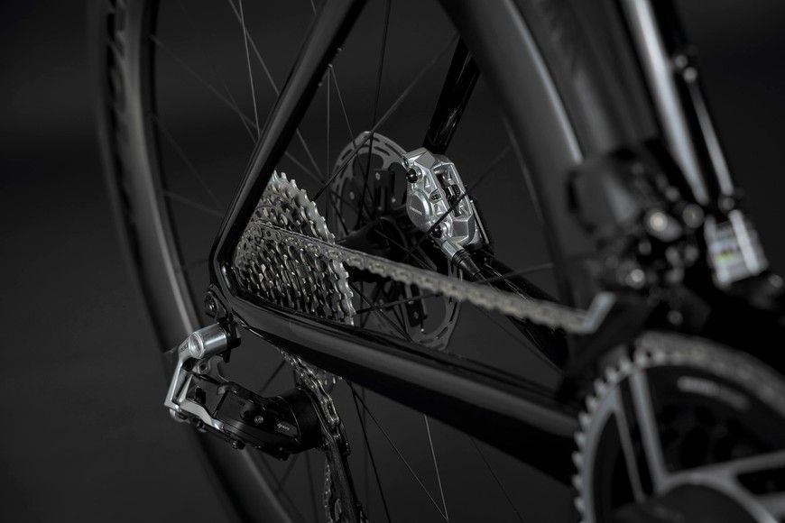 Merida REACTO 10K (2027) aero шосейний велосипед SRAM Red AXS 2x12, колір black/mineral gold, розмір M (174-185 см) A62711A00019 фото