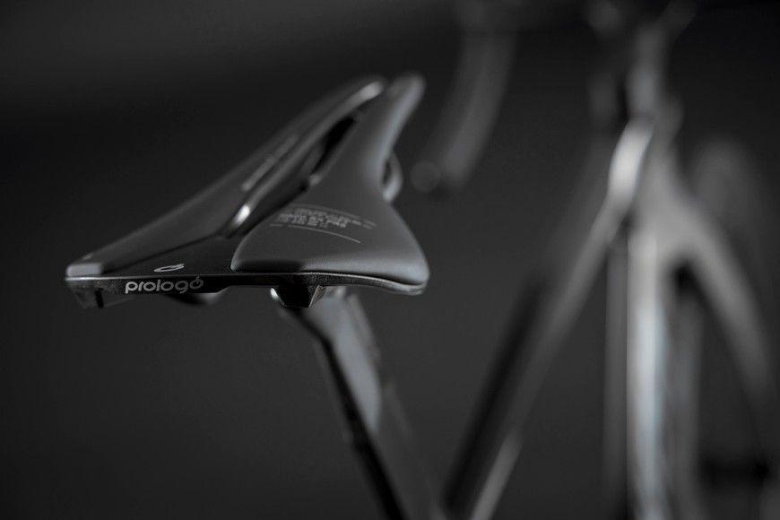 Merida REACTO 10K (2027) aero шосейний велосипед SRAM Red AXS 2x12, колір black/mineral gold, розмір M (174-185 см) A62711A00019 фото