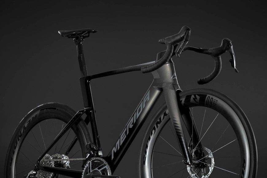 Merida REACTO 10K (2027) aero шосейний велосипед SRAM Red AXS 2x12, колір black/mineral gold, розмір M (174-185 см) A62711A00019 фото